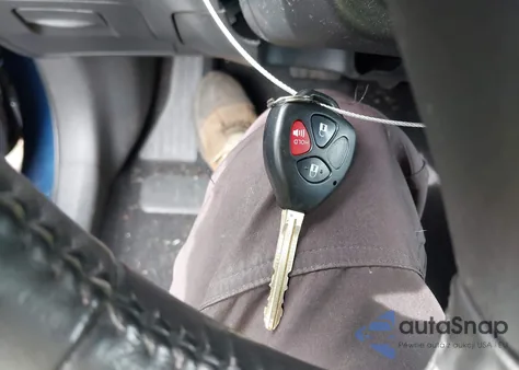 2009 Toyota Matrix S z USA, uszkodzony, nr VIN 2T1LE40E99C001166